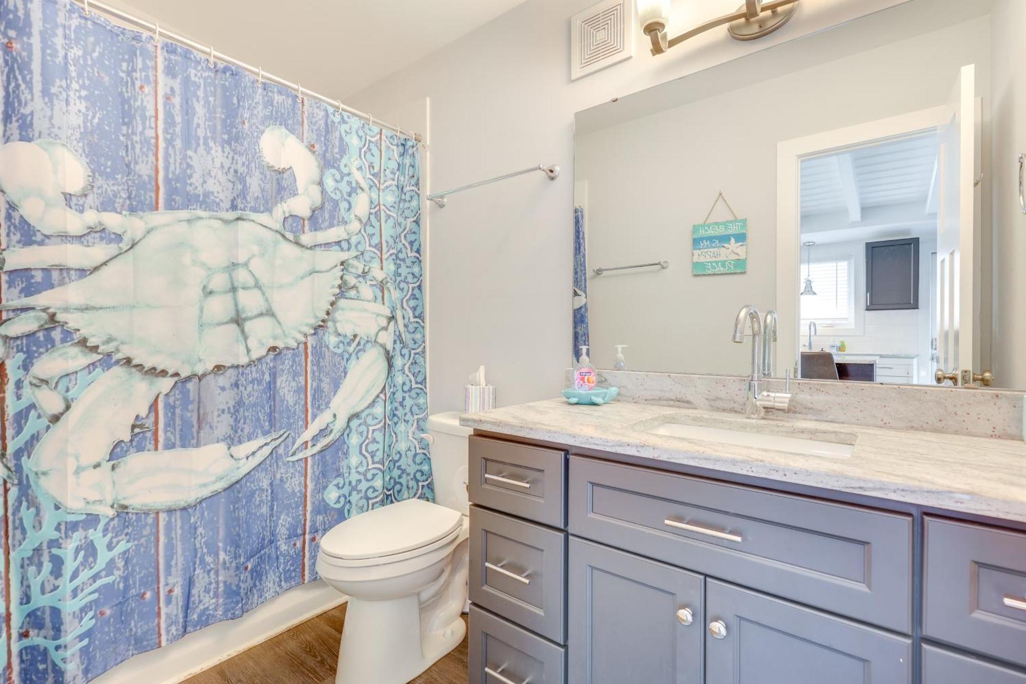 Modern Oak Island Escape 1 Mile To Long Beach! 外观 照片