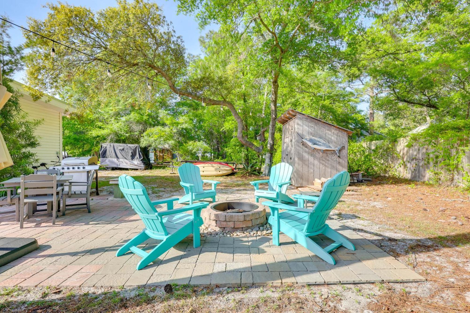 Modern Oak Island Escape 1 Mile To Long Beach! 外观 照片