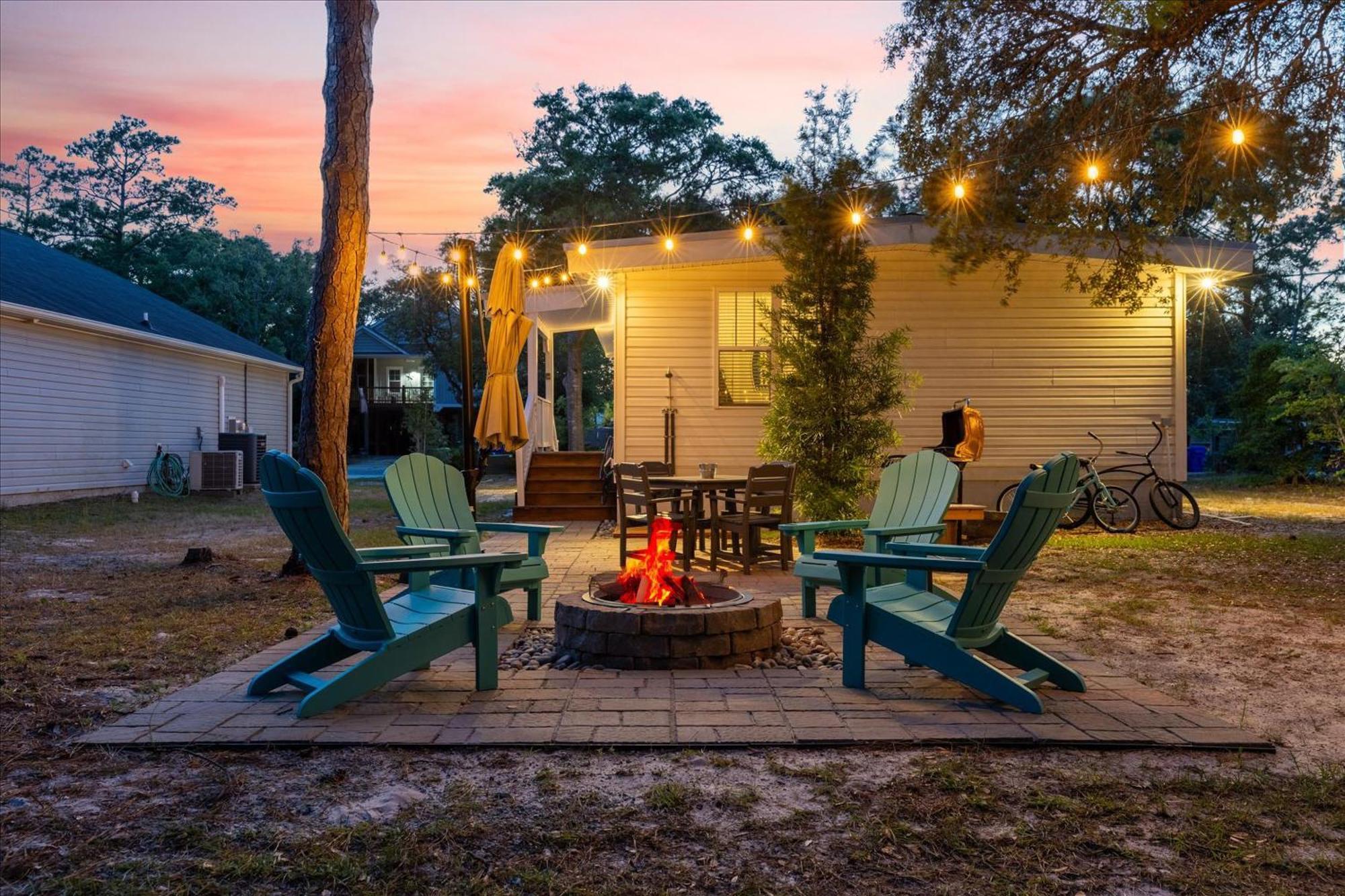 Modern Oak Island Escape 1 Mile To Long Beach! 外观 照片